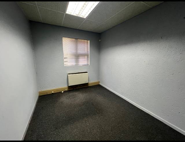 535M² OFFICE FOR SALE IN BENDOR